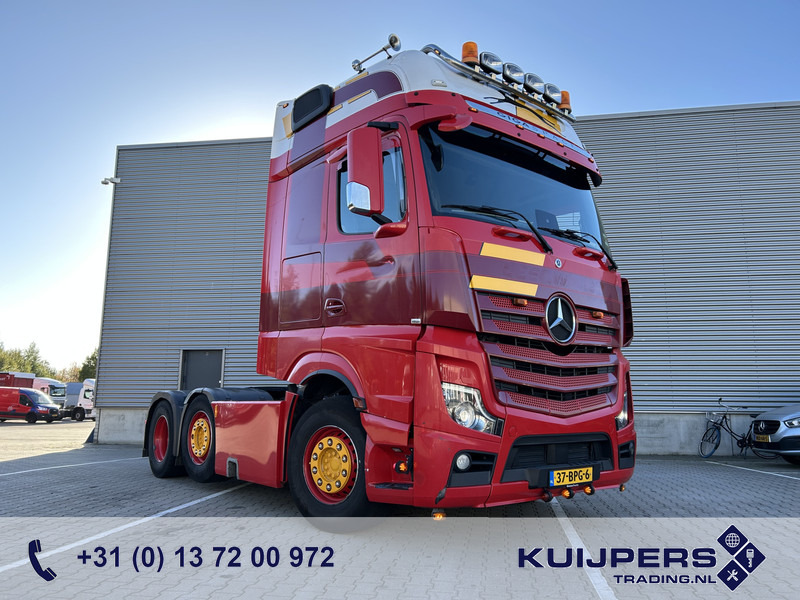 Mercedes-Benz Actros 2648 Gigaspace / 804 dkm / 6x2 / StandAirco / APK TUV 03-26 - Nyergesvontató: 1 kép. Mercedes-Benz Actros 2648 Gigaspace / 804 dkm / 6x2 / StandAirco / APK TUV 03-26 - Nyergesvontató: 1 kép.