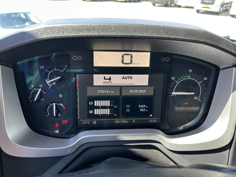 Renault T 460 Euro 6 D / 373 dkm / Smart Tacho / 2 Tanks / APK TUV 01-26 - Nyergesvontató: 4 kép. Renault T 460 Euro 6 D / 373 dkm / Smart Tacho / 2 Tanks / APK TUV 01-26 - Nyergesvontató: 4 kép.