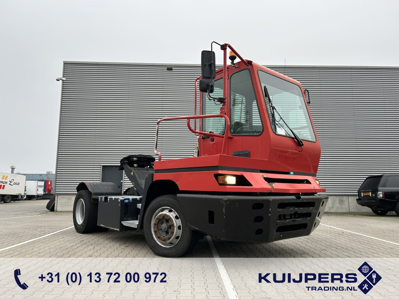 Terberg YT 182 / Cummins / Allison / 2012 / Terminal Tractor - Nyergesvontató: 1 kép. Terberg YT 182 / Cummins / Allison / 2012 / Terminal Tractor - Nyergesvontató: 1 kép.