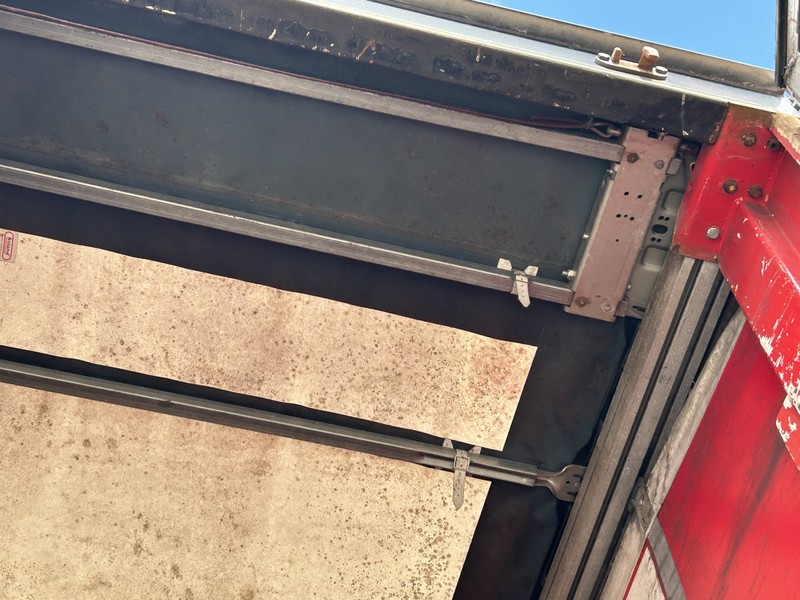 Pacton T3-001 / Curtainside / SAF Drum / APK TUV 03-26 - Ponyvás félpótkocsi: 4 kép. Pacton T3-001 / Curtainside / SAF Drum / APK TUV 03-26 - Ponyvás félpótkocsi: 4 kép.