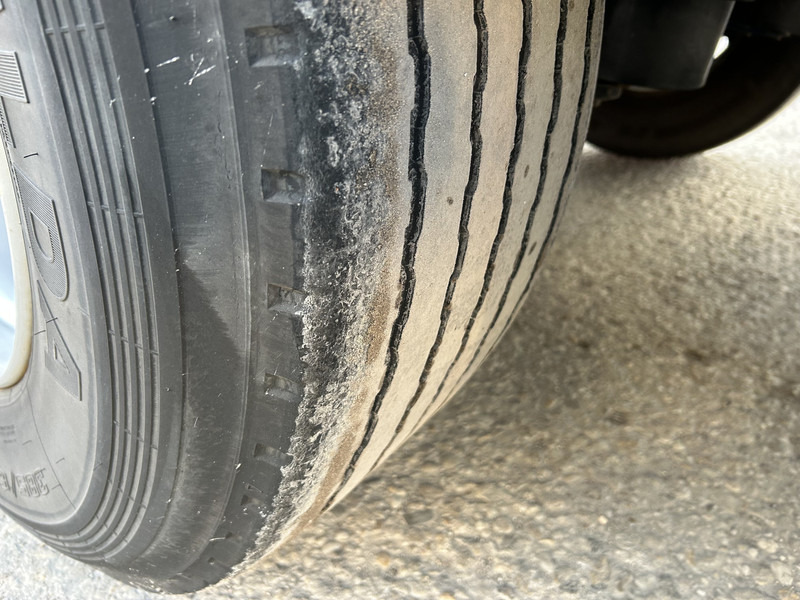 Ponyvás félpótkocsi Pacton T3-001 / Curtainside Trailer / BPW Drum / APK TUV 03-26: 8 kép.