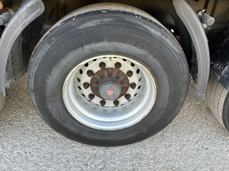 Ponyvás félpótkocsi Pacton T3-011 / Curtainside Trailer / SAF Drum / APK TUV 03-26: 8 kép. Ponyvás félpótkocsi Pacton T3-011 / Curtainside Trailer / SAF Drum / APK TUV 03-26: 8 kép.