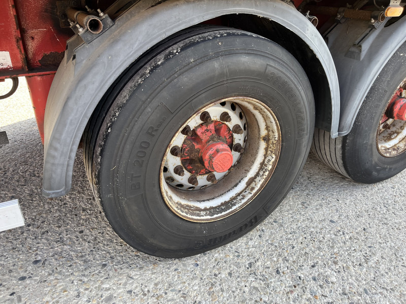 Samro ST 39 WH / Curtainside / 3 axle BPW Disk / NL Trailer - Ponyvás félpótkocsi: 5 kép. Samro ST 39 WH / Curtainside / 3 axle BPW Disk / NL Trailer - Ponyvás félpótkocsi: 5 kép.