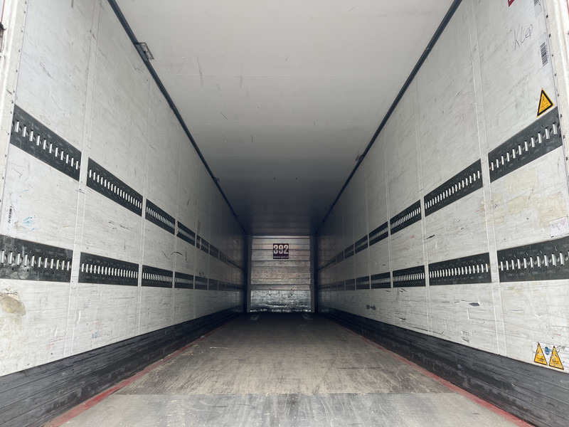 Schmitz Cargobull SCB S2 / Box Trailer / 2 axle / Loadlift / APK TUV 04-26 - Félpótkocsi dobozos: 3 kép. Schmitz Cargobull SCB S2 / Box Trailer / 2 axle / Loadlift / APK TUV 04-26 - Félpótkocsi dobozos: 3 kép.