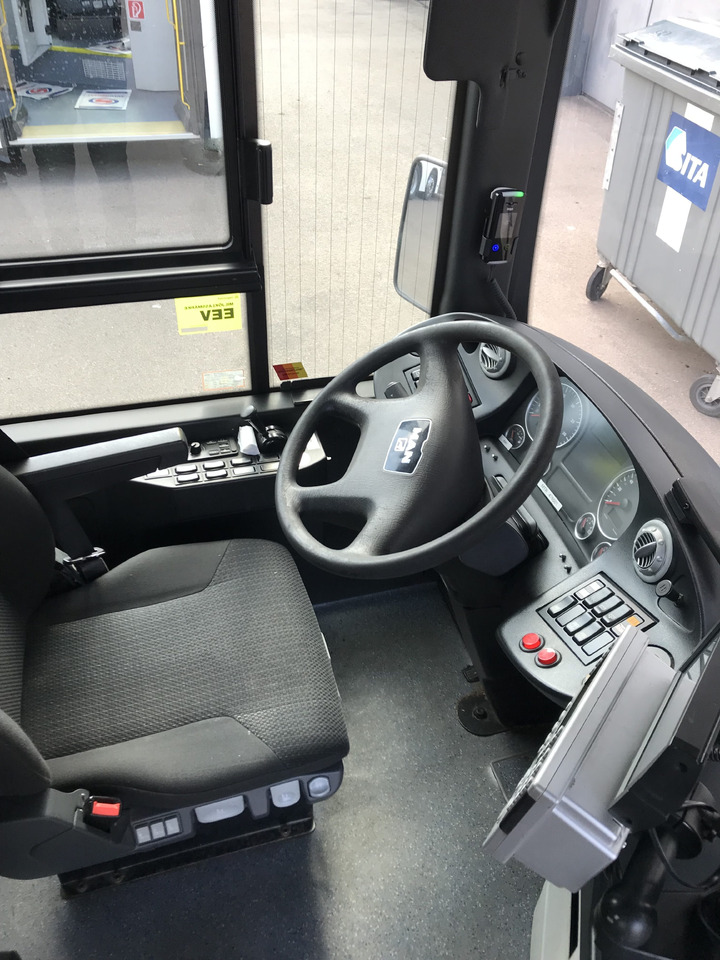 Man Lions City A26 CNG - Városi busz: 5 kép. Man Lions City A26 CNG - Városi busz: 5 kép.