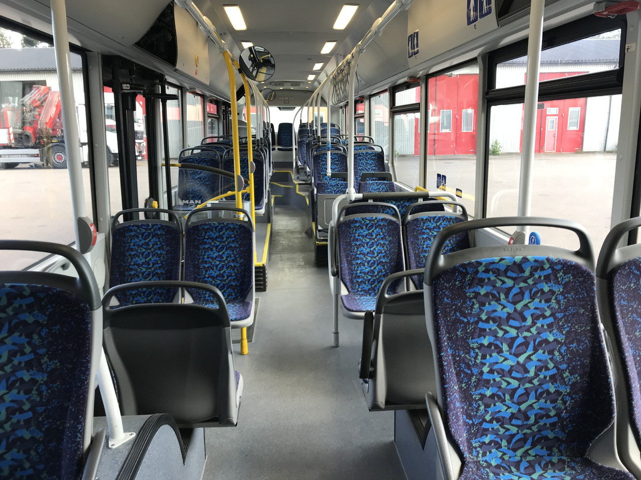 Man Lions City A26 CNG - Városi busz: 2 kép. Man Lions City A26 CNG - Városi busz: 2 kép.