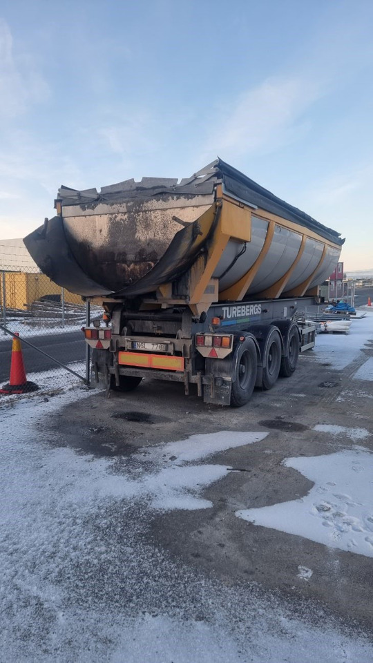 Sörling Kilafors TRBCBT3-41-90 Asfalt Släp / Trailer / Tipp - Félpótkocsi billenőplatós: 1 kép. Sörling Kilafors TRBCBT3-41-90 Asfalt Släp / Trailer / Tipp - Félpótkocsi billenőplatós: 1 kép.