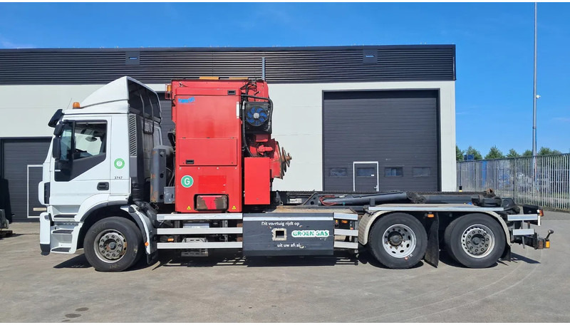 Iveco AD260SY/PS CNG - Szemetesautó: 2 kép. Iveco AD260SY/PS CNG - Szemetesautó: 2 kép.