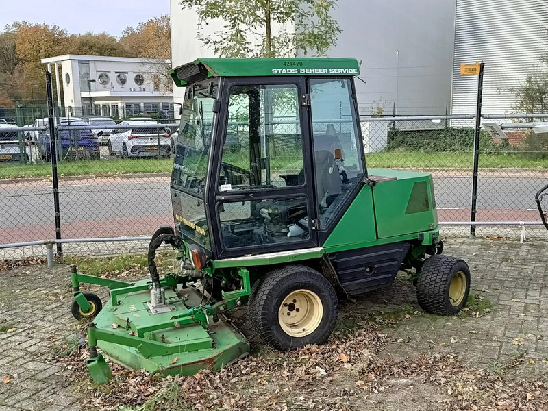 John Deere 1505 - Erdészeti mulcsozó: 1 kép. John Deere 1505 - Erdészeti mulcsozó: 1 kép.