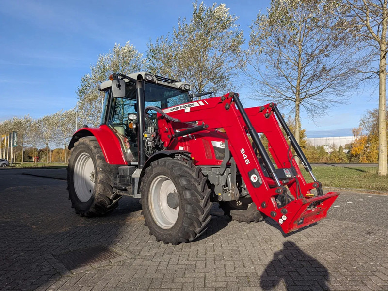 Massey Ferguson MF 5710 SL 5710 SL - Traktor: 3 kép. Massey Ferguson MF 5710 SL 5710 SL - Traktor: 3 kép.