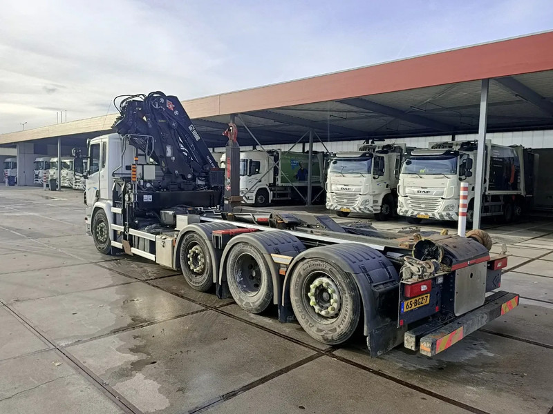 Scania P370 P370 met Laadkraan Hiab XS288 en haakarm 21T - Teherautó: 5 kép. Scania P370 P370 met Laadkraan Hiab XS288 en haakarm 21T - Teherautó: 5 kép.