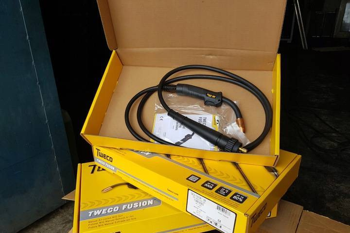 UCHWYT SPAWALNICZY MIGOMAT TWECO 3M 180A NOWY!!! - Hegesztőberendezés: 2 kép. UCHWYT SPAWALNICZY MIGOMAT TWECO 3M 180A NOWY!!! - Hegesztőberendezés: 2 kép.