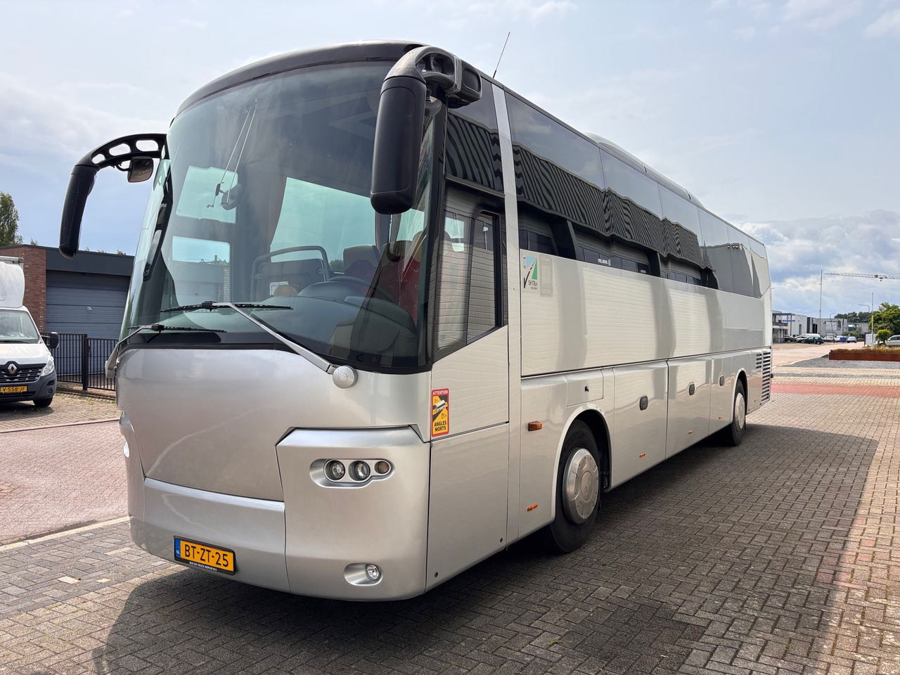VDL Bova MHD 122.410 - Helyközi busz: 3 kép. VDL Bova MHD 122.410 - Helyközi busz: 3 kép.