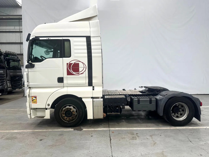 MAN TGX 18.440 XLX 10 PIECES/STUCK/PIECES - Nyergesvontató: 2 kép. MAN TGX 18.440 XLX 10 PIECES/STUCK/PIECES - Nyergesvontató: 2 kép.