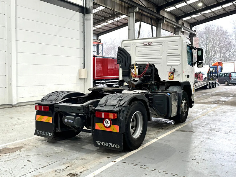 Volvo FM 370 - Nyergesvontató: 5 kép. Volvo FM 370 - Nyergesvontató: 5 kép.