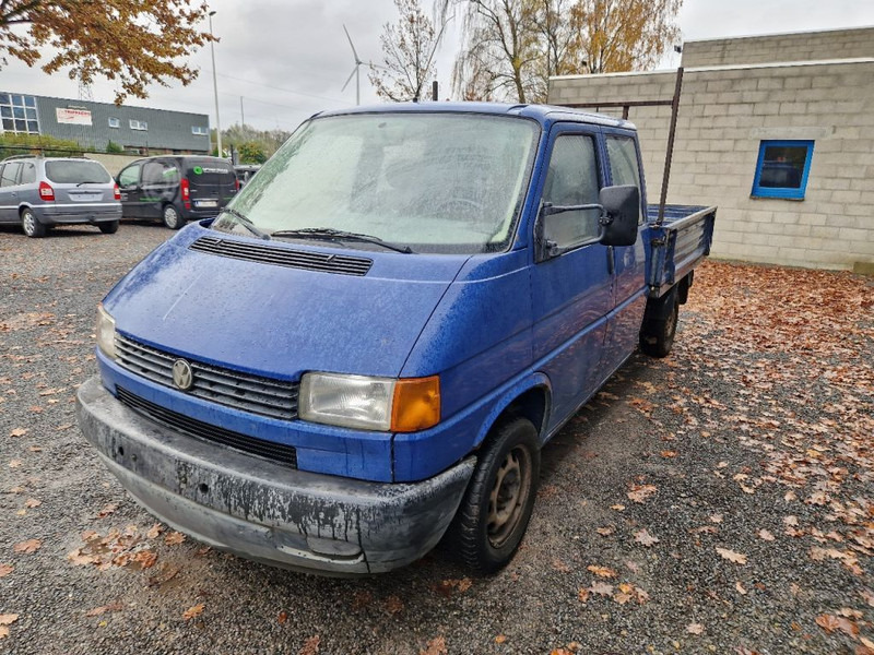 Volkswagen Transporter 2.4d / DUBBELCABINE / PICK UP - Platós kisteherautó, Duplakabinos kisteherautó: 3 kép. Volkswagen Transporter 2.4d / DUBBELCABINE / PICK UP - Platós kisteherautó, Duplakabinos kisteherautó: 3 kép.