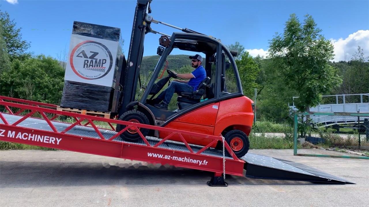 AZ RAMP STAR-10-XL mobile loading ramp - Rakodó rámpa: 5 kép. AZ RAMP STAR-10-XL mobile loading ramp - Rakodó rámpa: 5 kép.