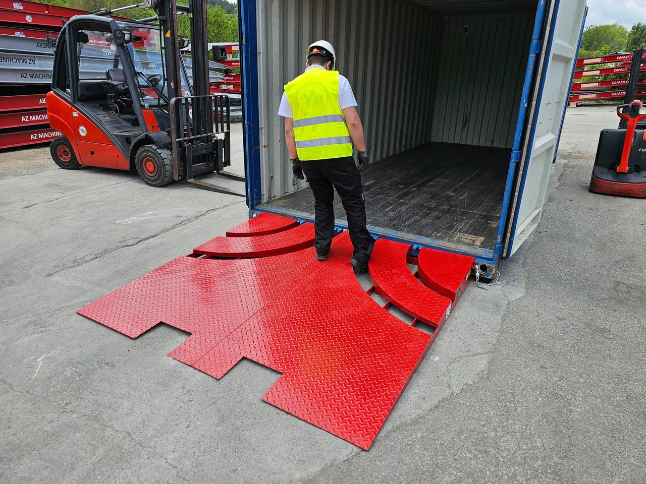 Rakodó rámpa container loading ramp.AZ RAMP - Type: HCRS-08: 8 kép.