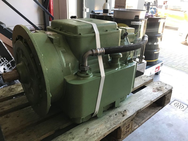 Onbekend Voith 854-3E, 864-3E , 854-5, 864-5 - Sebességváltó: 4 kép. Onbekend Voith 854-3E, 864-3E , 854-5, 864-5 - Sebességváltó: 4 kép.