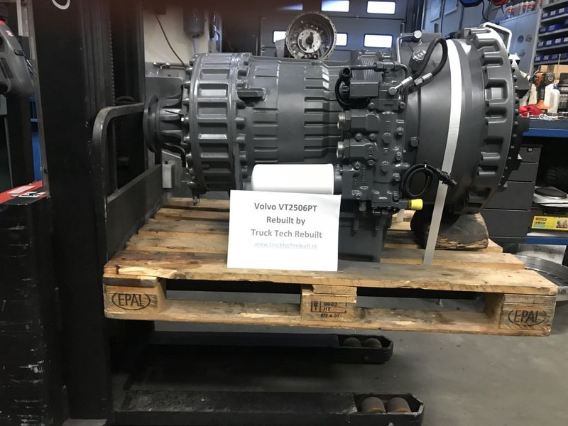 VT2506PT With or Without retarder / With or without second steering pump - Sebességváltó: 2 kép. VT2506PT With or Without retarder / With or without second steering pump - Sebességváltó: 2 kép.