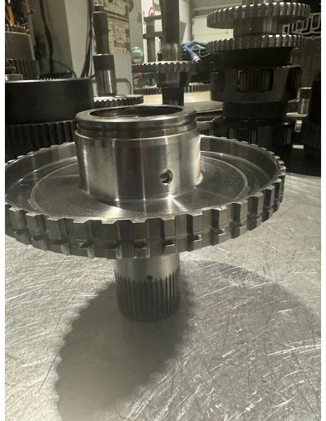 Volvo K2 clutch body, PT1560, 1860, 1660, 1562, 1862, 1760,1761, 1761A, 1563, 1863, 1509, 2519, 2529, - Sebességváltó: 3 kép. Volvo K2 clutch body, PT1560, 1860, 1660, 1562, 1862, 1760,1761, 1761A, 1563, 1863, 1509, 2519, 2529, - Sebességváltó: 3 kép.