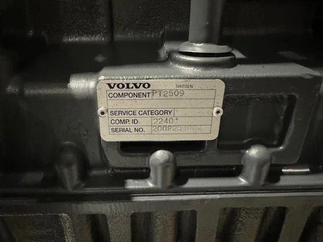 Volvo PT2509 22401 22671 - Sebességváltó - Csuklós dömper: 2 kép. Volvo PT2509 22401 22671 - Sebességváltó - Csuklós dömper: 2 kép.