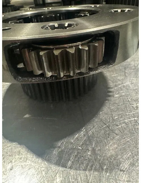 Volvo Planet Kit, PT1560, 1860, 1660, 1562, 1862, 1760,1761, 1761A, 1563, 1863, 1509, 2519, 2529, - Sebességváltó: 2 kép. Volvo Planet Kit, PT1560, 1860, 1660, 1562, 1862, 1760,1761, 1761A, 1563, 1863, 1509, 2519, 2529, - Sebességváltó: 2 kép.