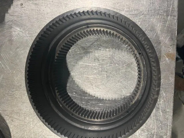 Volvo Ringgear, PT1560, 1860, 1660, 1562, 1862, 1760,1761, 1761A, 1563, 1863, 1509, 2519, 2529, - Sebességváltó: 2 kép. Volvo Ringgear, PT1560, 1860, 1660, 1562, 1862, 1760,1761, 1761A, 1563, 1863, 1509, 2519, 2529, - Sebességváltó: 2 kép.