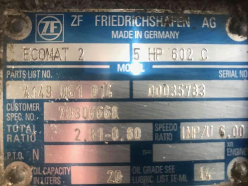 ZF 5HP502C, 5HP592C, 5HP602C, 5HP504C, 5HP594C, 5HP604C - Sebességváltó: 3 kép. ZF 5HP502C, 5HP592C, 5HP602C, 5HP504C, 5HP594C, 5HP604C - Sebességváltó: 3 kép.