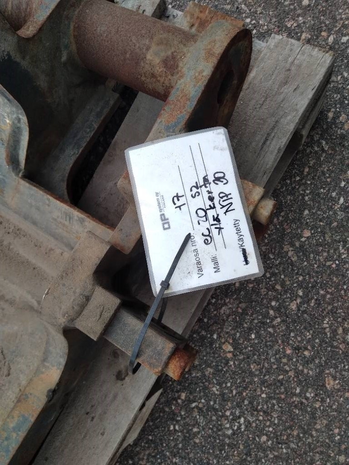 Engcon varaosia - Adapterek - Építőipari gépek: 2 kép. Engcon varaosia - Adapterek - Építőipari gépek: 2 kép.