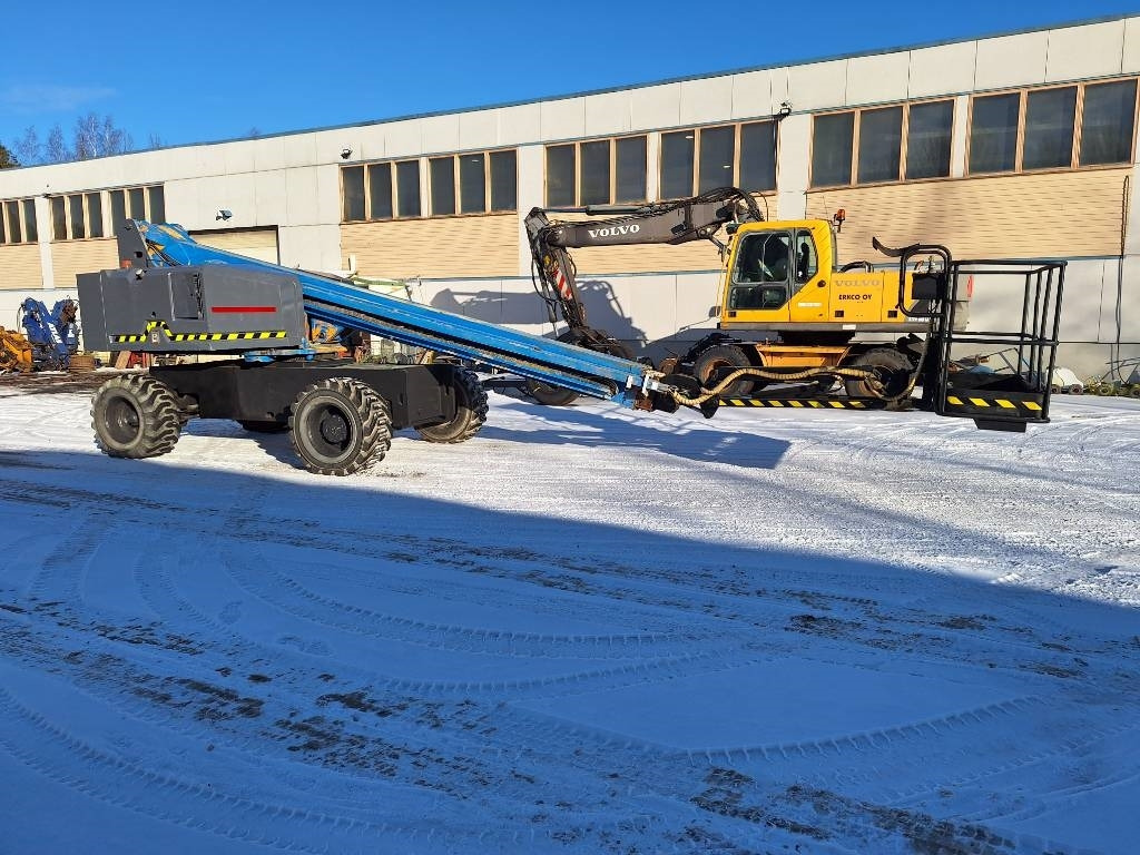 Genie S 65 - Személyemelő: 4 kép. Genie S 65 - Személyemelő: 4 kép.