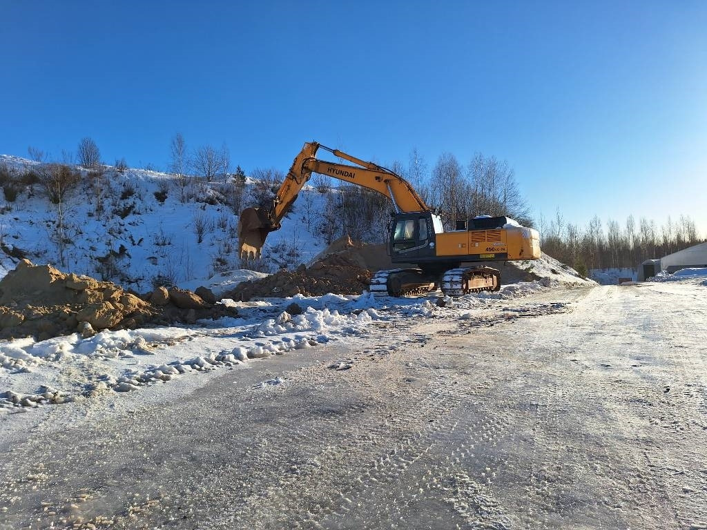 Hyundai Robex 450 LC-7 A - Lánctalpas kotró: 5 kép. Hyundai Robex 450 LC-7 A - Lánctalpas kotró: 5 kép.