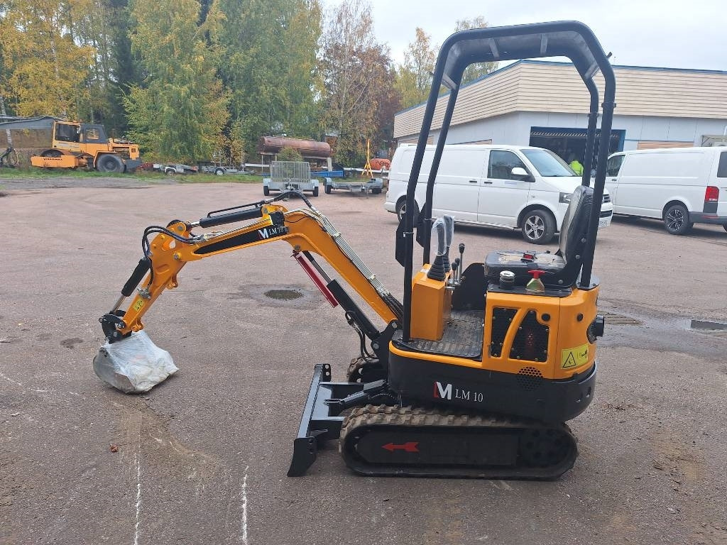 LM Lm10 - Minikotró: 5 kép. LM Lm10 - Minikotró: 5 kép.