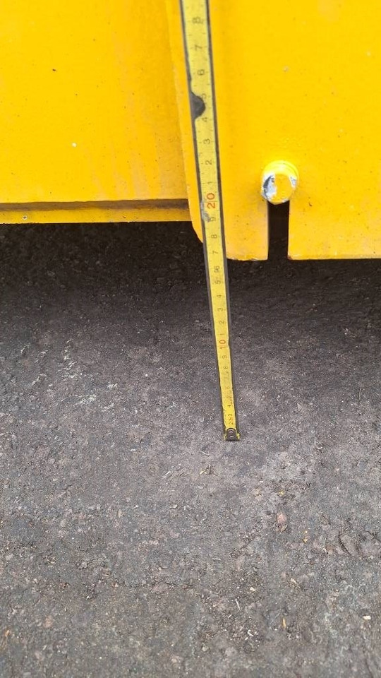 Niftylift HR 12 N E - Személyemelő: 4 kép. Niftylift HR 12 N E - Személyemelő: 4 kép.
