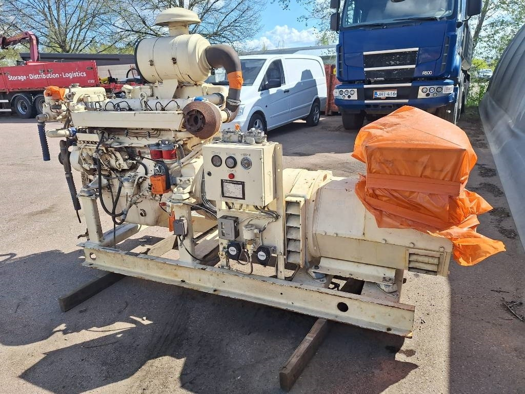 Valmet 612 DSJVGM - Áramfejlesztő: 3 kép. Valmet 612 DSJVGM - Áramfejlesztő: 3 kép.