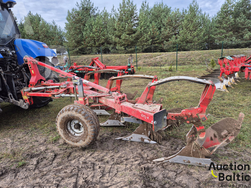 Akpil KMJR4+1SO - Eke: 3 kép. Akpil KMJR4+1SO - Eke: 3 kép.