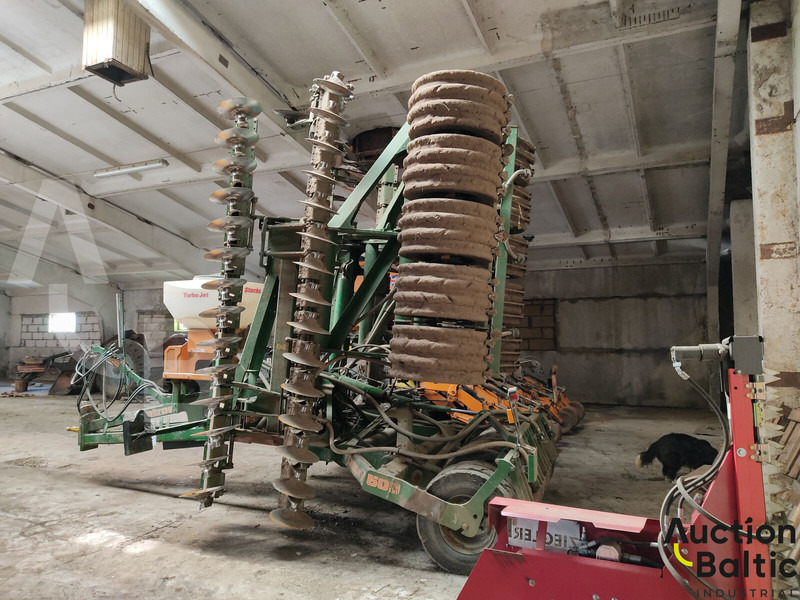 Amazone Catros 7500 - Tárcsás borona: 5 kép. Amazone Catros 7500 - Tárcsás borona: 5 kép.