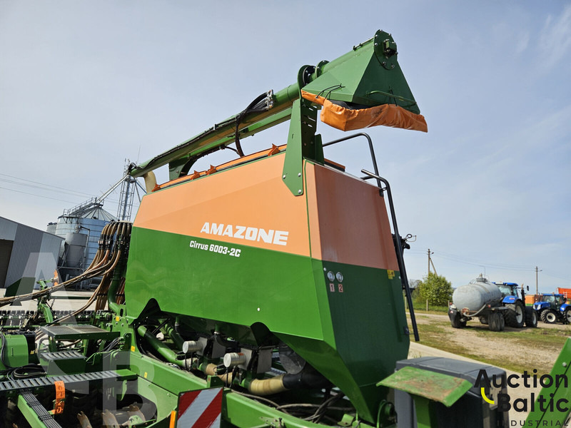 Kombinált vetőgép Amazone Cirrus 6003-2: 7 kép. Kombinált vetőgép Amazone Cirrus 6003-2: 7 kép.