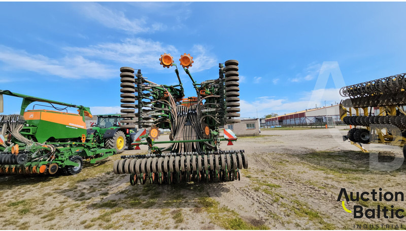 Amazone Cirrus 6003-2 - Kombinált vetőgép: 4 kép. Amazone Cirrus 6003-2 - Kombinált vetőgép: 4 kép.