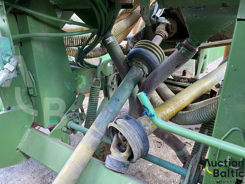 Amazone ED 602 K - Precíziós vetőgép: 5 kép. Amazone ED 602 K - Precíziós vetőgép: 5 kép.