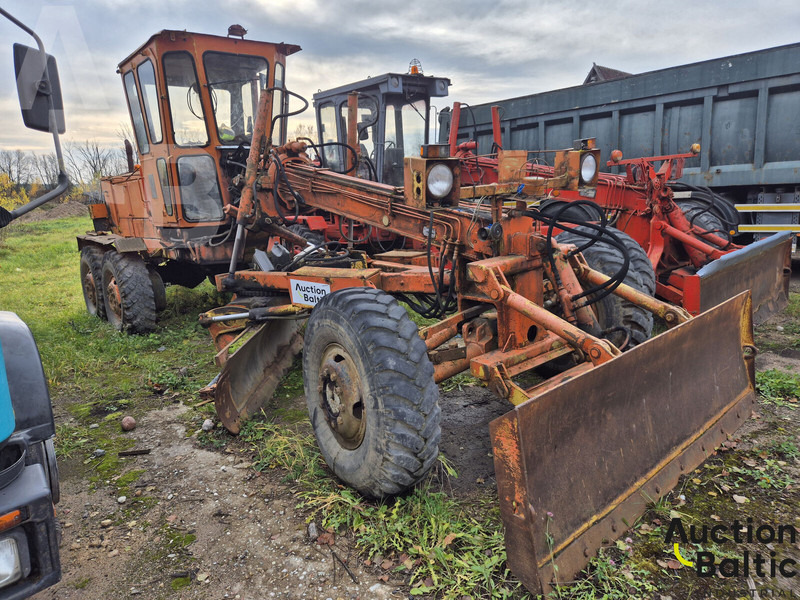 BGP-180 - Gréder: 1 kép. BGP-180 - Gréder: 1 kép.