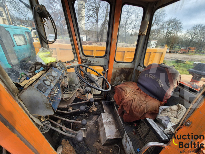 BGP-180 - Gréder: 5 kép. BGP-180 - Gréder: 5 kép.