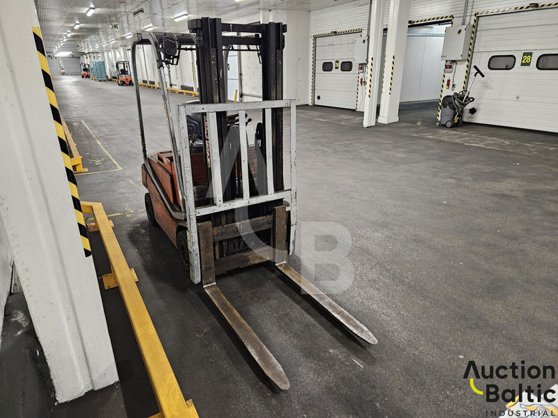BT C4 E 150 - Elektromos targonca: 2 kép. BT C4 E 150 - Elektromos targonca: 2 kép.