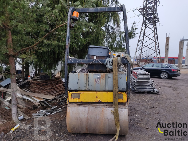 Bomag BW 125 A D H - Henger: 5 kép. Bomag BW 125 A D H - Henger: 5 kép.