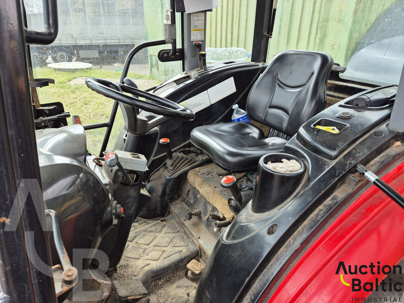 Branson 5820 CX - Traktor: 5 kép. Branson 5820 CX - Traktor: 5 kép.