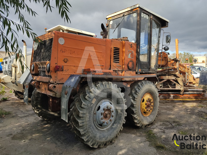 Brianskij Arsenal GS-14.02 - Gréder: 4 kép. Brianskij Arsenal GS-14.02 - Gréder: 4 kép.