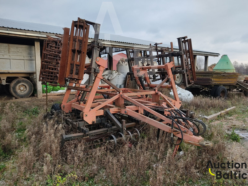 CULTIVATOR - Kultivátor: 1 kép. CULTIVATOR - Kultivátor: 1 kép.