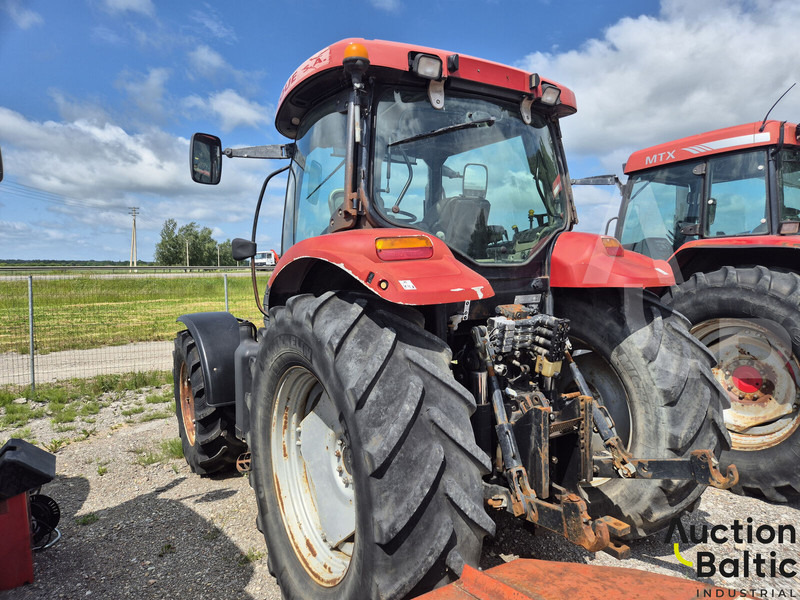 Case IH MXU 125 Pro - Traktor: 4 kép. Case IH MXU 125 Pro - Traktor: 4 kép.