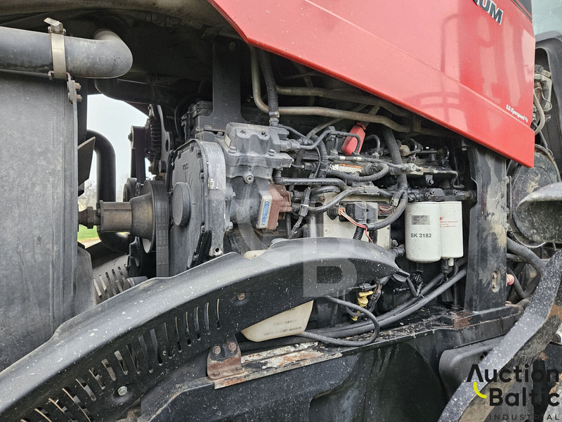 Traktor Case IH Magnum 310: 14 kép. Traktor Case IH Magnum 310: 14 kép.