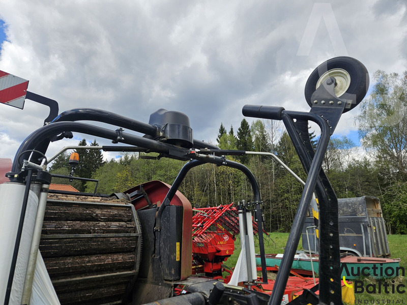 Case IH RB545Silage - Bálázó: 4 kép. Case IH RB545Silage - Bálázó: 4 kép.